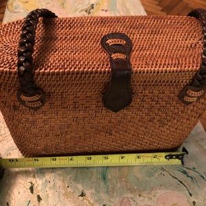 Nantucket weave basket (purse)